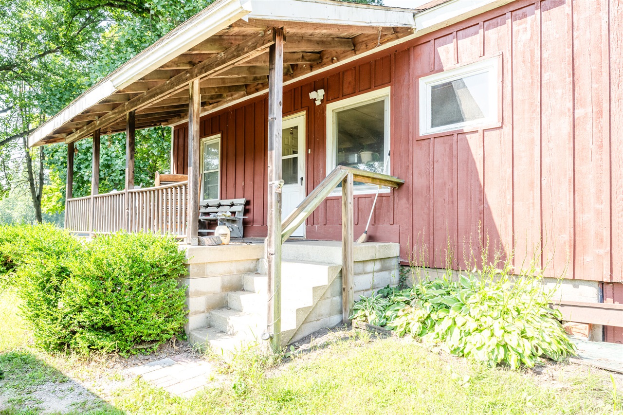 Homes for sale in Three Oaks, MI | 7462 W Martin Rd, Three Oaks, MI 49128 | MLS# 70486562