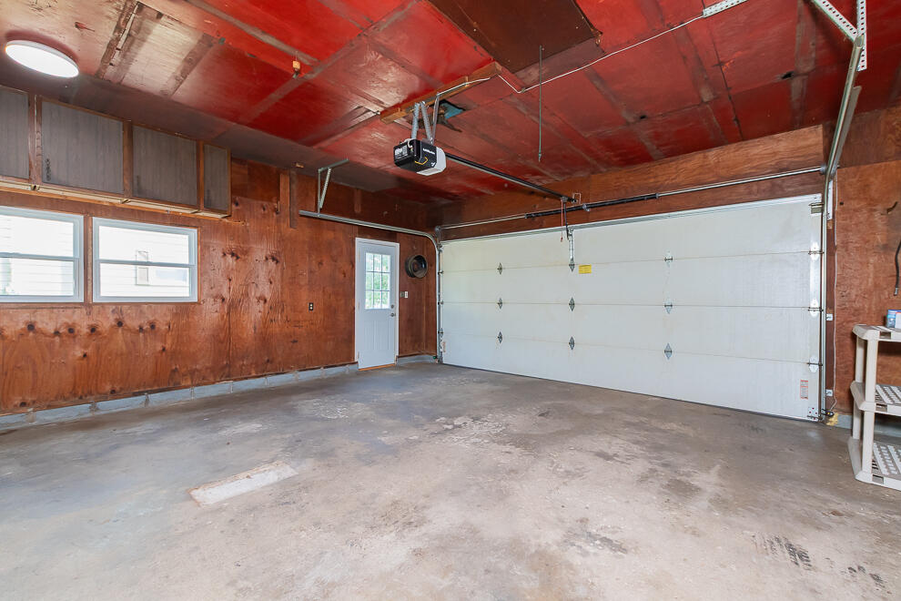 Homes for sale in Paw Paw, MI | 35918 Riverview Dr, Paw Paw, MI 49079 | MLS# 70486575