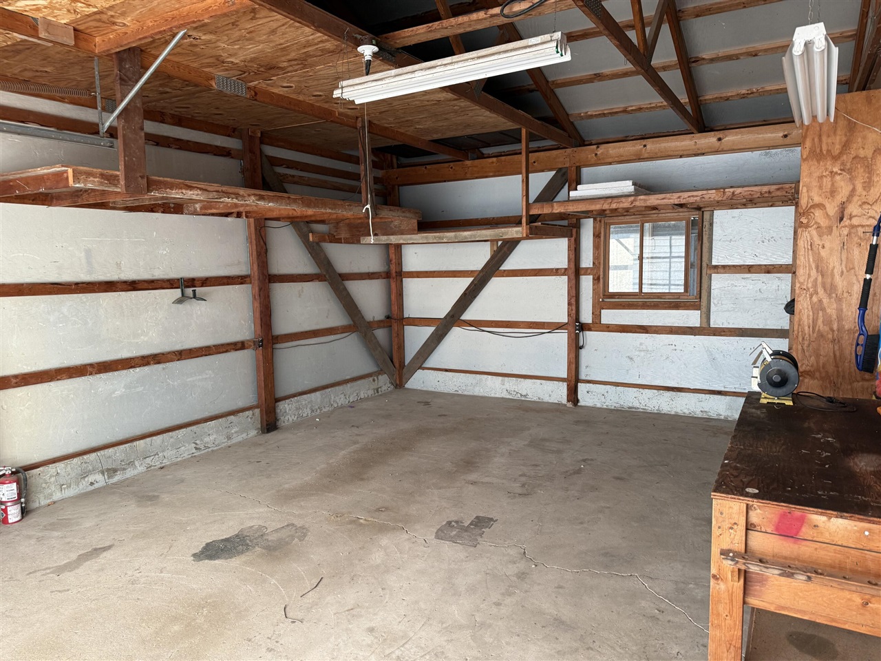 Homes for sale in Shepherd, MI | 9171 S Crawford Rd, Shepherd, MI 48883 | MLS# 70487003