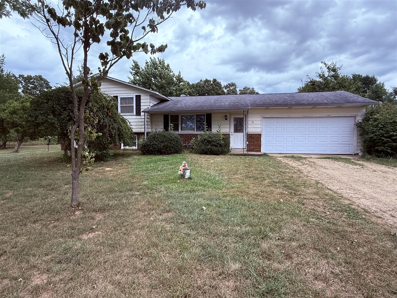 Homes for sale in Three Rivers, MI | 54539 Buckhorn Rd, Three Rivers, MI 49093 | MLS# 70487061