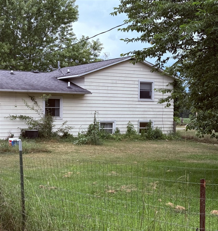 Homes for sale in Three Rivers, MI | 54539 Buckhorn Rd, Three Rivers, MI 49093 | MLS# 70487061