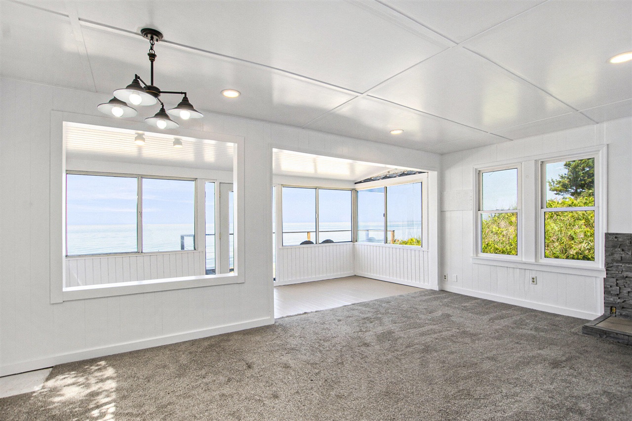 Homes for sale in West Olive, MI | 10589 Lakeshore Dr, West Olive, MI 49460 | MLS# 70487163