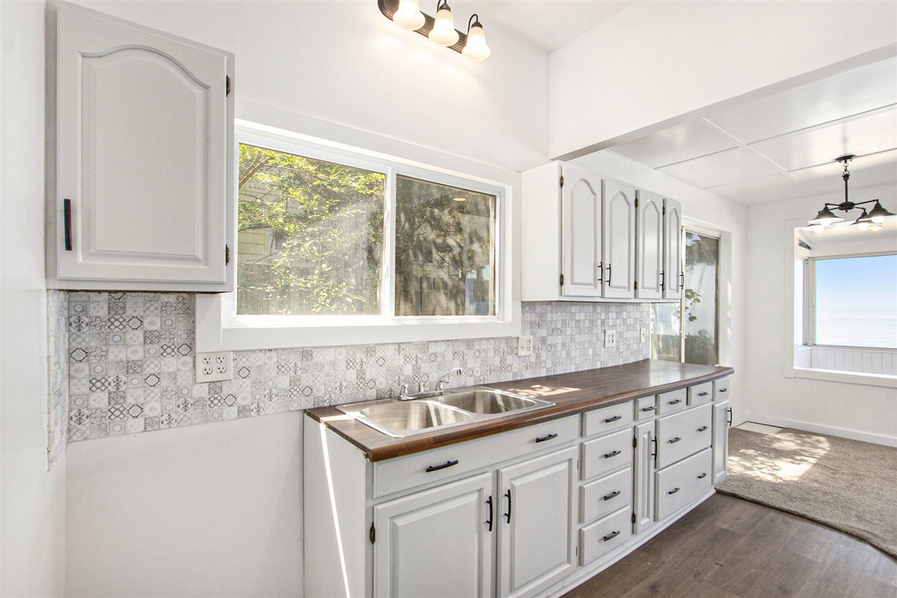 Homes for sale in West Olive, MI | 10589 Lakeshore Dr, West Olive, MI 49460 | MLS# 70487163