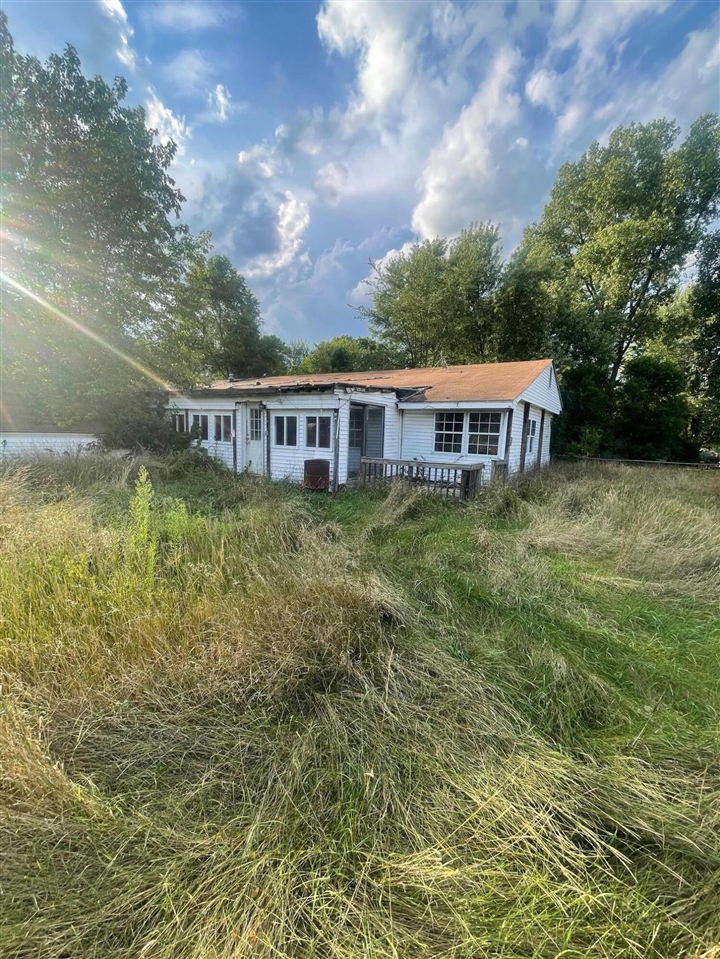 Homes for sale in Jackson, MI | 3588 Nash Dr, Jackson, MI 49201 | MLS# 70487169