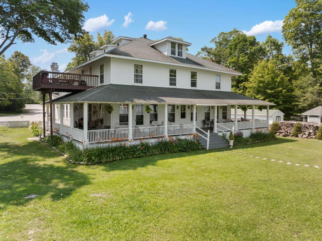 Homes for sale in Curtis, MI | N9450 Manistique Lakes Rd, Curtis, MI 49820 | MLS# 70487193