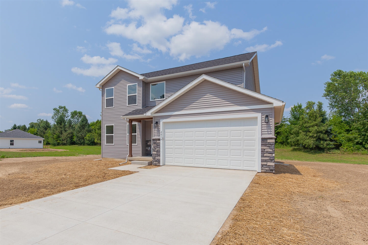 Homes for sale in Adrian, MI | 2012 Green Acres Dr, Adrian, MI 49221 | MLS# 70487444