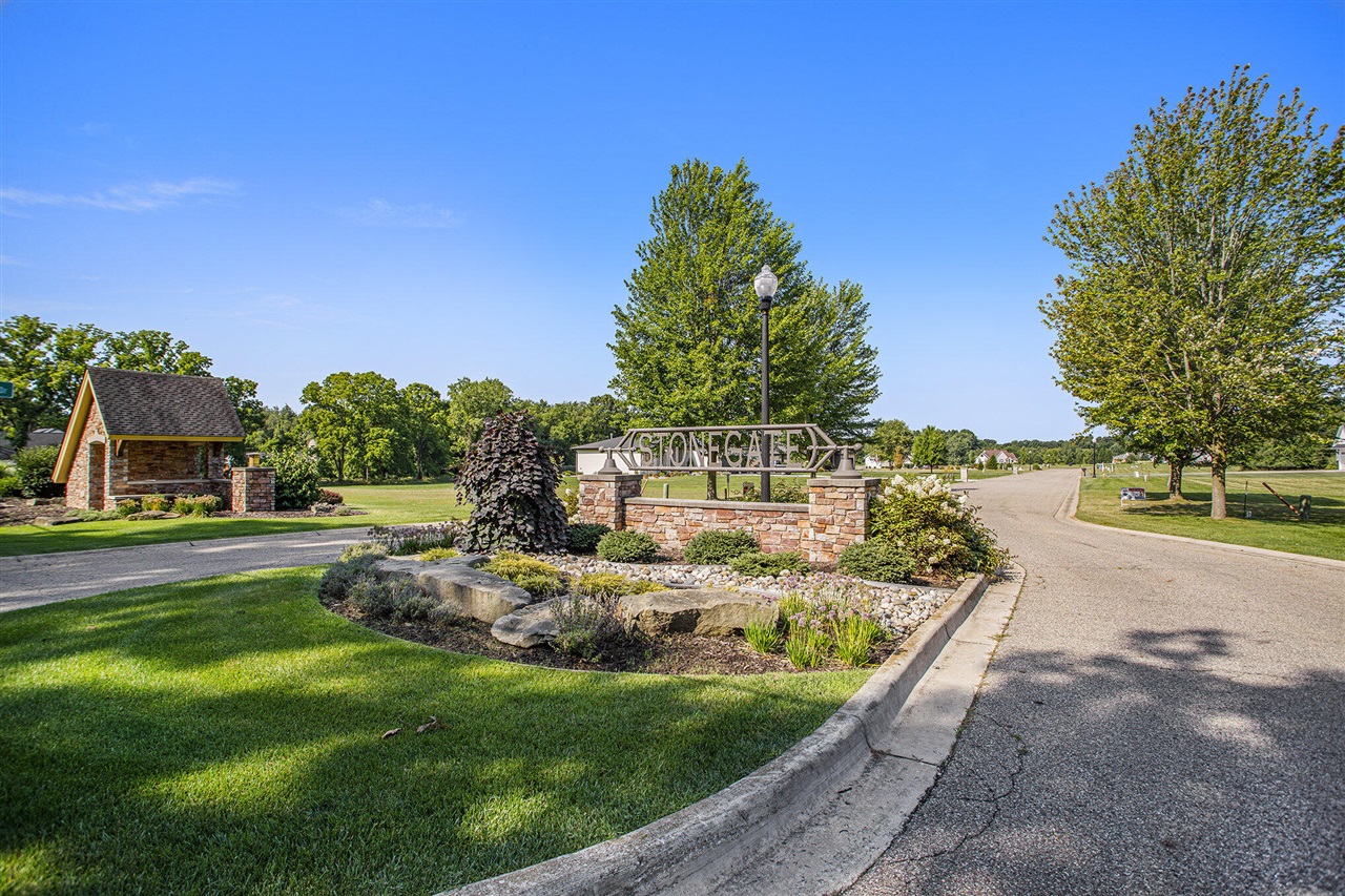 Homes for sale in Battle Creek, MI | 106 Stonegate Dr, Battle Creek, MI 49015 | MLS# 70487460