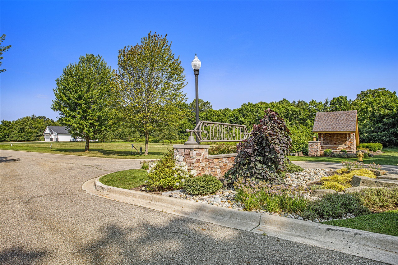 Homes for sale in Battle Creek, MI | 106 Stonegate Dr, Battle Creek, MI 49015 | MLS# 70487460