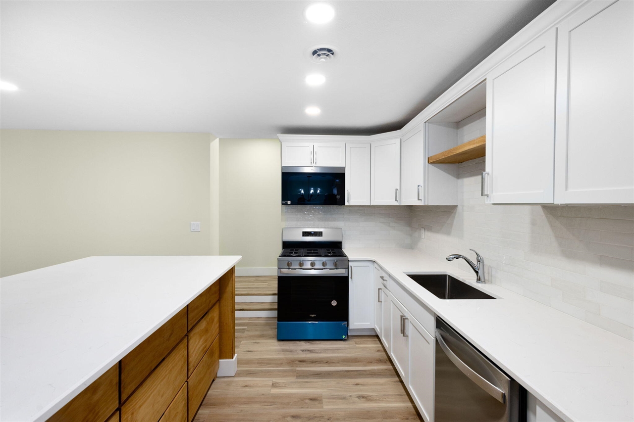 Homes for sale in Edwardsburg, MI | 25590 Redfield St, Edwardsburg, MI 49112 | MLS# 70487507