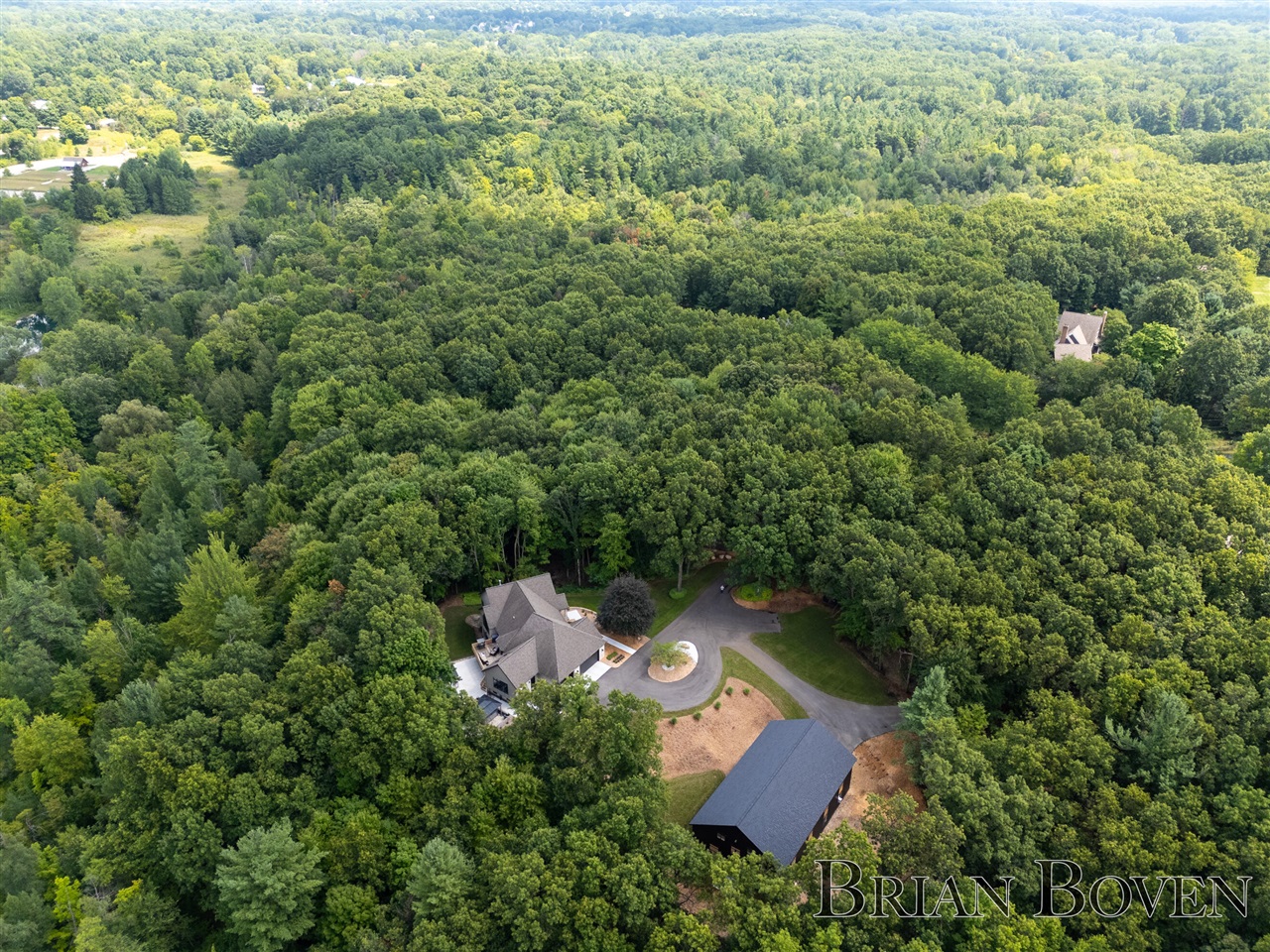 Homes for sale in Rockford, MI | 8311 Rum Creek Trl, Rockford, MI 49341 | MLS# 70487885