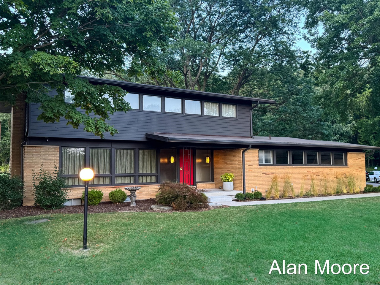 Homes for sale in Rockford, MI | 7878 Northland Dr, Rockford, MI 49341 | MLS# 70487992