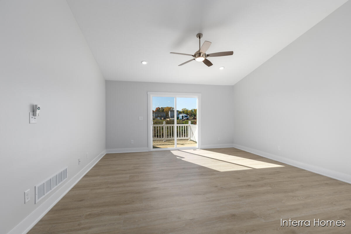 Homes for sale in Comstock Park, MI | 996 Scioto Dr #1, Comstock Park, MI 49321 | MLS# 70488349