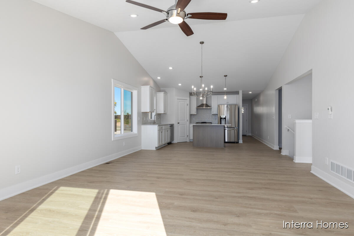 Homes for sale in Comstock Park, MI | 996 Scioto Dr #1, Comstock Park, MI 49321 | MLS# 70488349