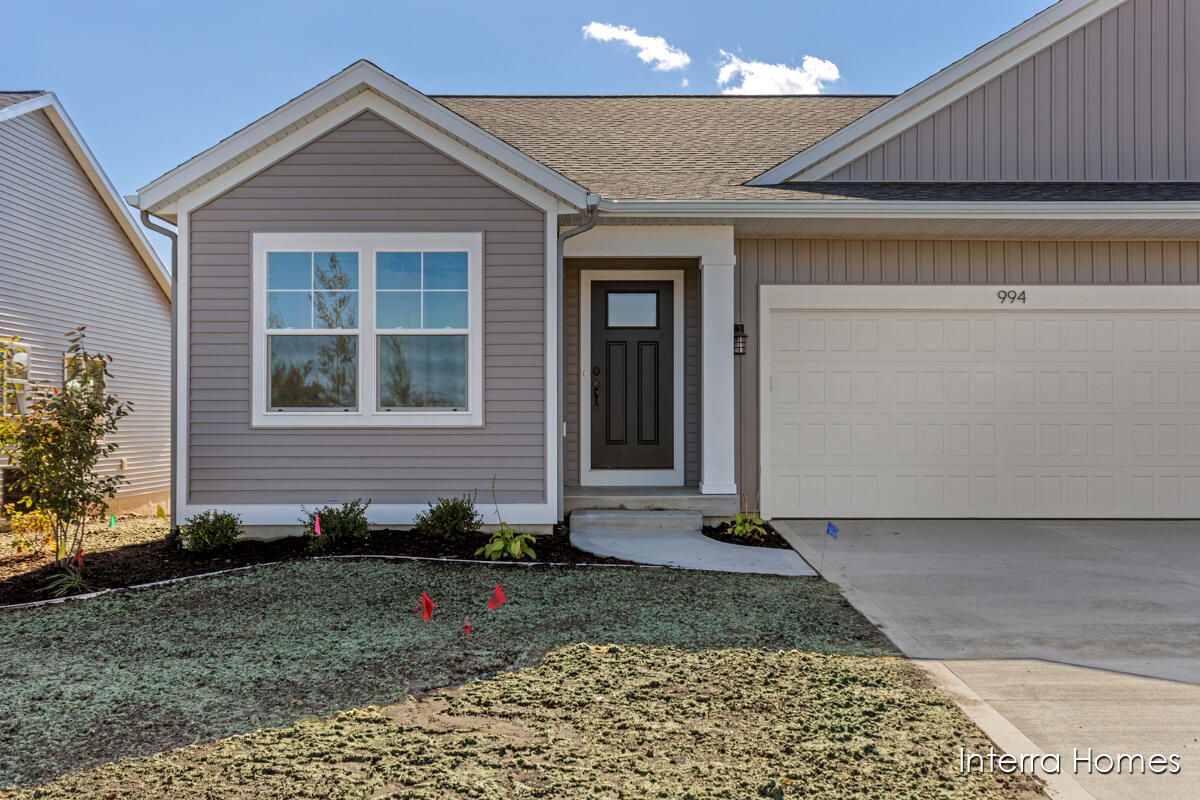 Homes for sale in Comstock Park, MI | 994 Scioto Dr #2, Comstock Park, MI 49321 | MLS# 70488369