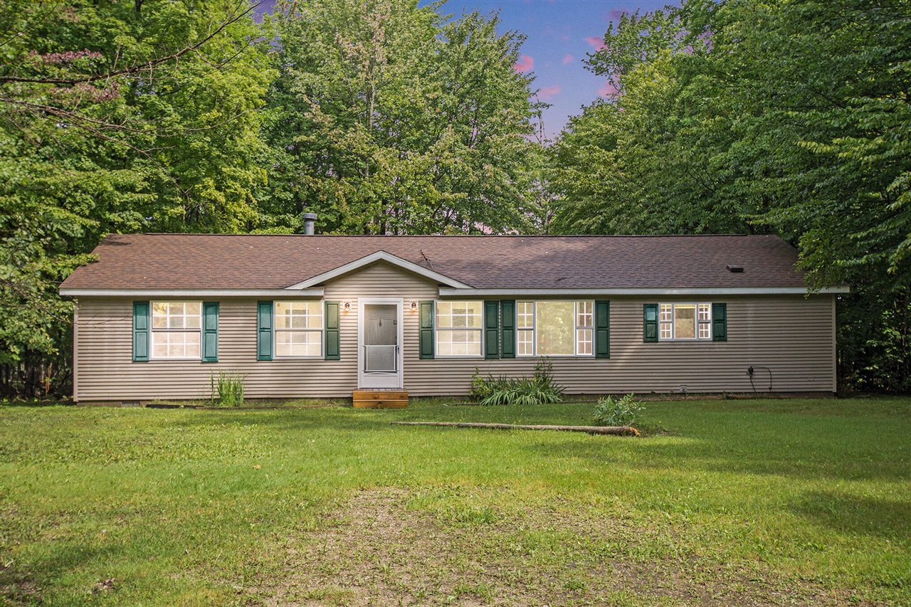 Homes for sale in Trout Lake, MI | 31588 W Birch Shores Dr, Trout Lake, MI 49793 | MLS# 70488434