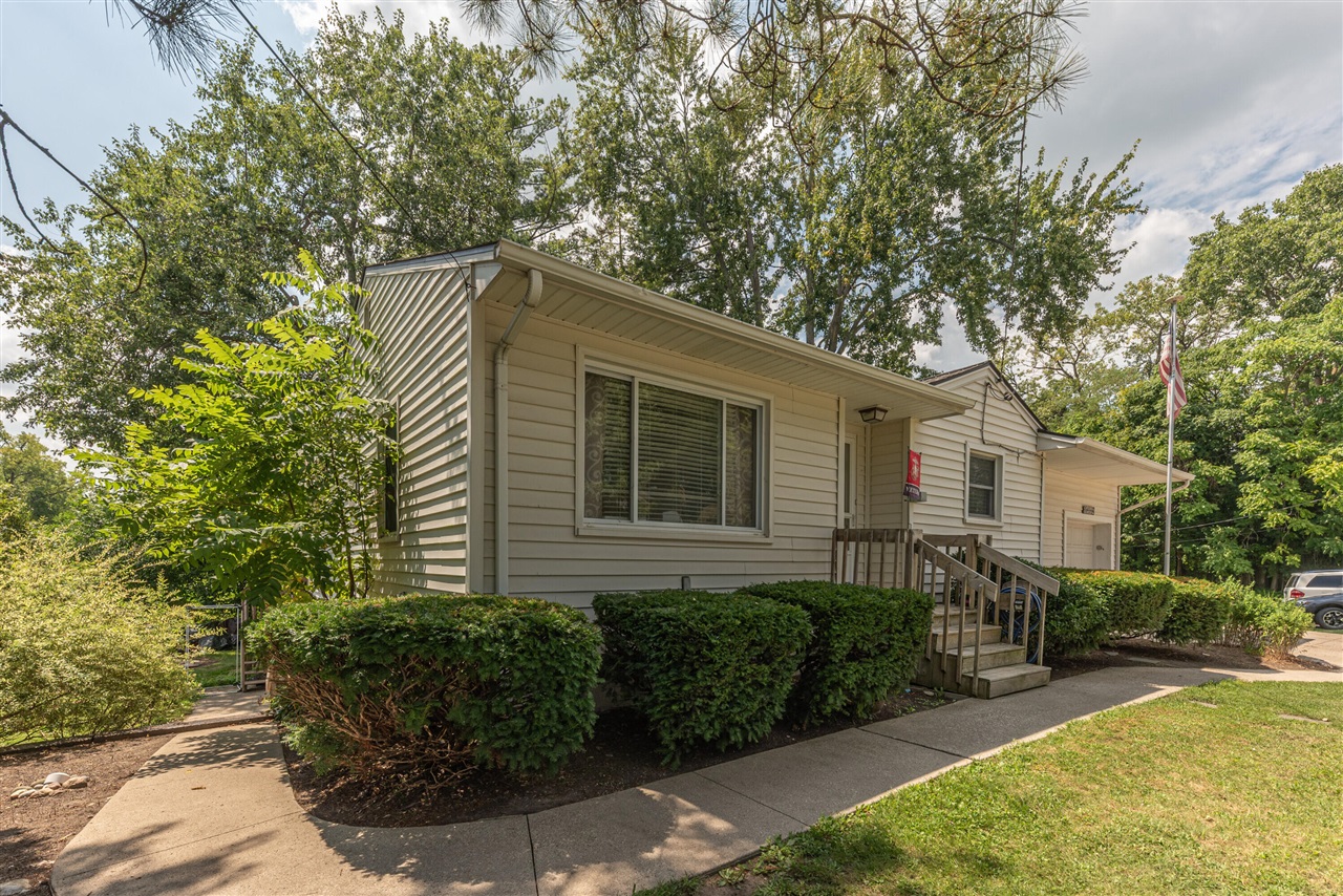 Homes for sale in Manchester, MI | 316 Riverside Dr, Manchester, MI 48158 | MLS# 70488440