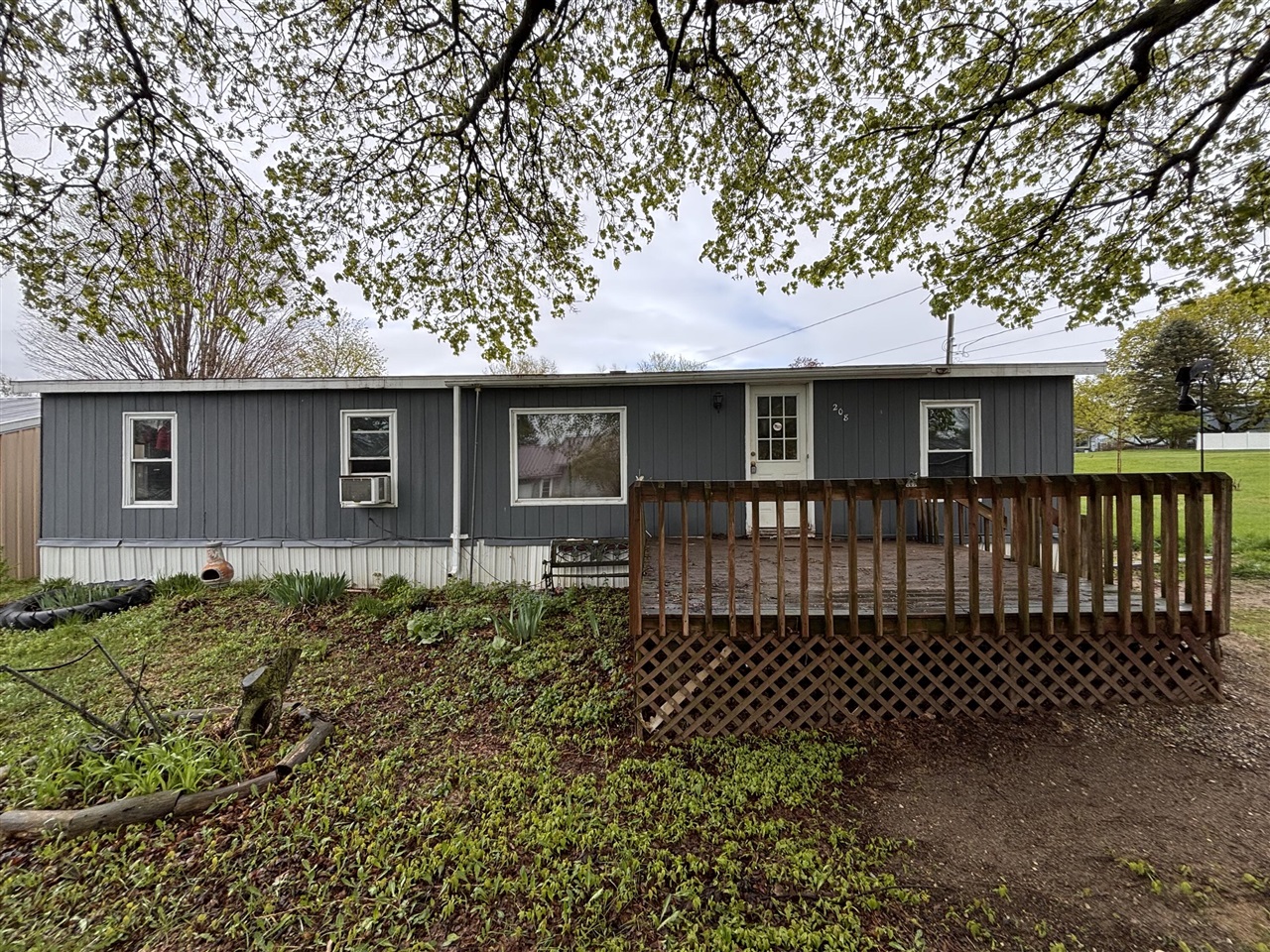 Homes for sale in Lakeview, MI | 208 Clark St, Lakeview, MI 48850 | MLS# 70488766