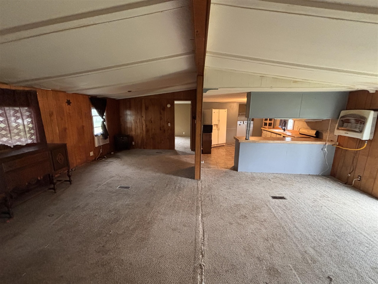 Homes for sale in Lakeview, MI | 208 Clark St, Lakeview, MI 48850 | MLS# 70488766