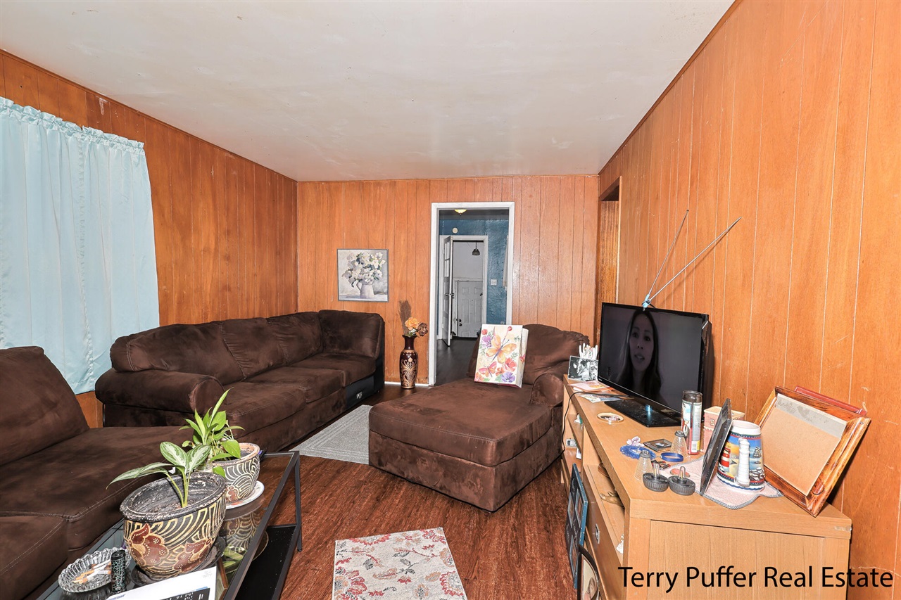 Homes for sale in Muskegon, MI | 3035 Lemuel St, Muskegon, MI 49444 | MLS# 70488917