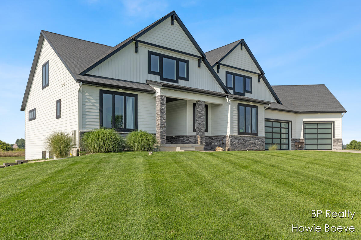 Homes for sale in Zeeland, MI | 7010 Riley St, Zeeland, MI 49464 | MLS# 70489175