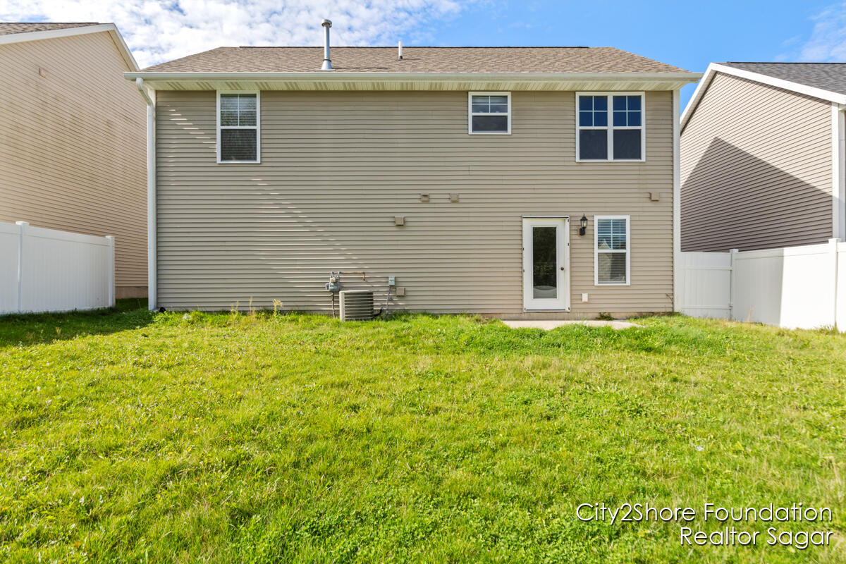 Homes for sale in Kentwood, MI | 5070 Wild Senna Ave, Kentwood, MI 49512 | MLS# 70489181