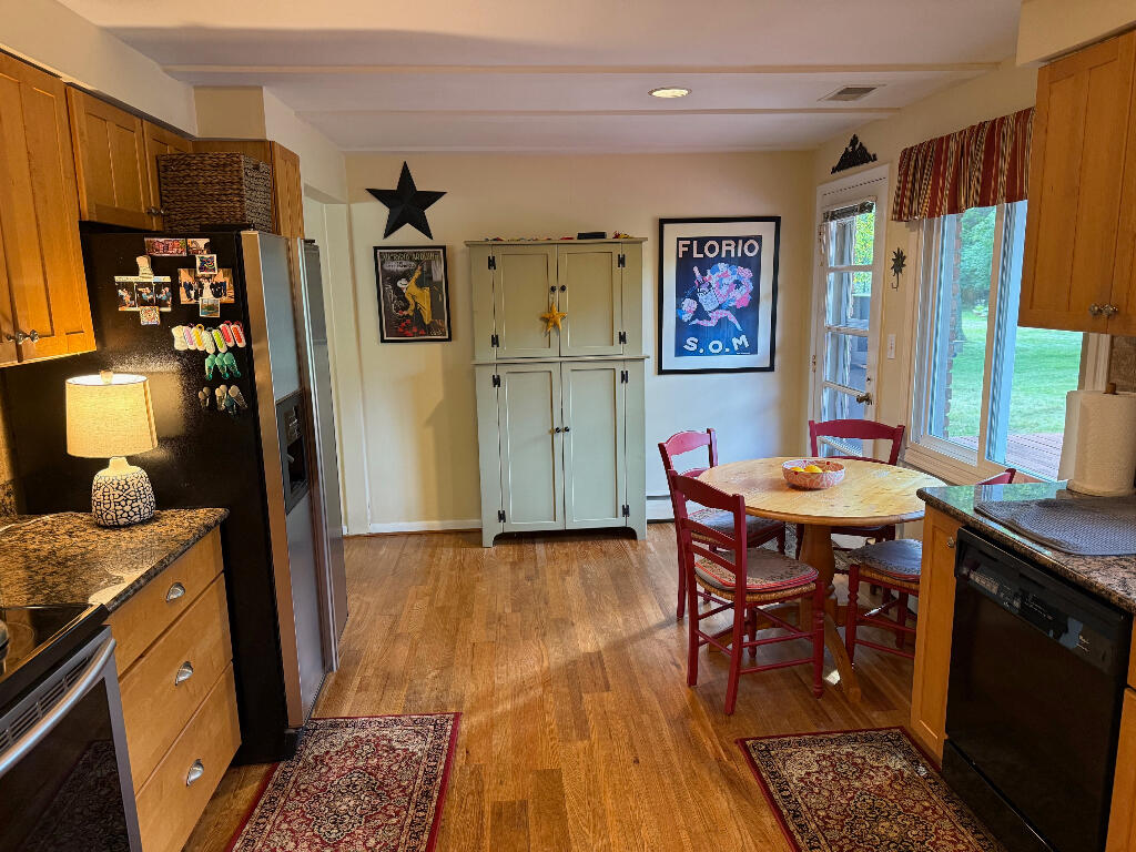 Homes for sale in Troy, MI | 133 Kirk Lane Dr, Troy, MI 48084 | MLS# 70489243