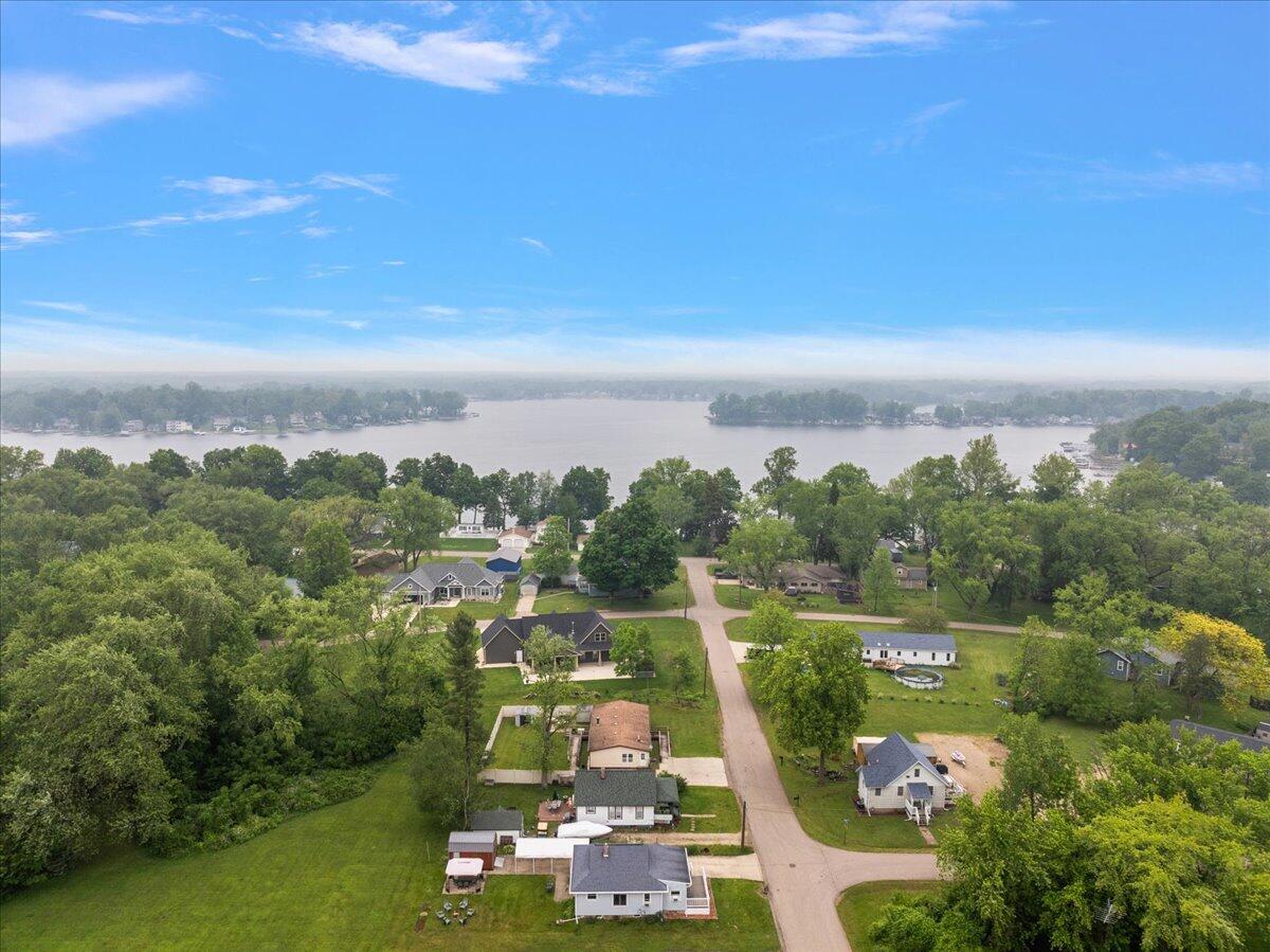 Homes for sale in Watervliet, MI | 4940 Pottawatamie Dr, Watervliet, MI 49098 | MLS# 70489324