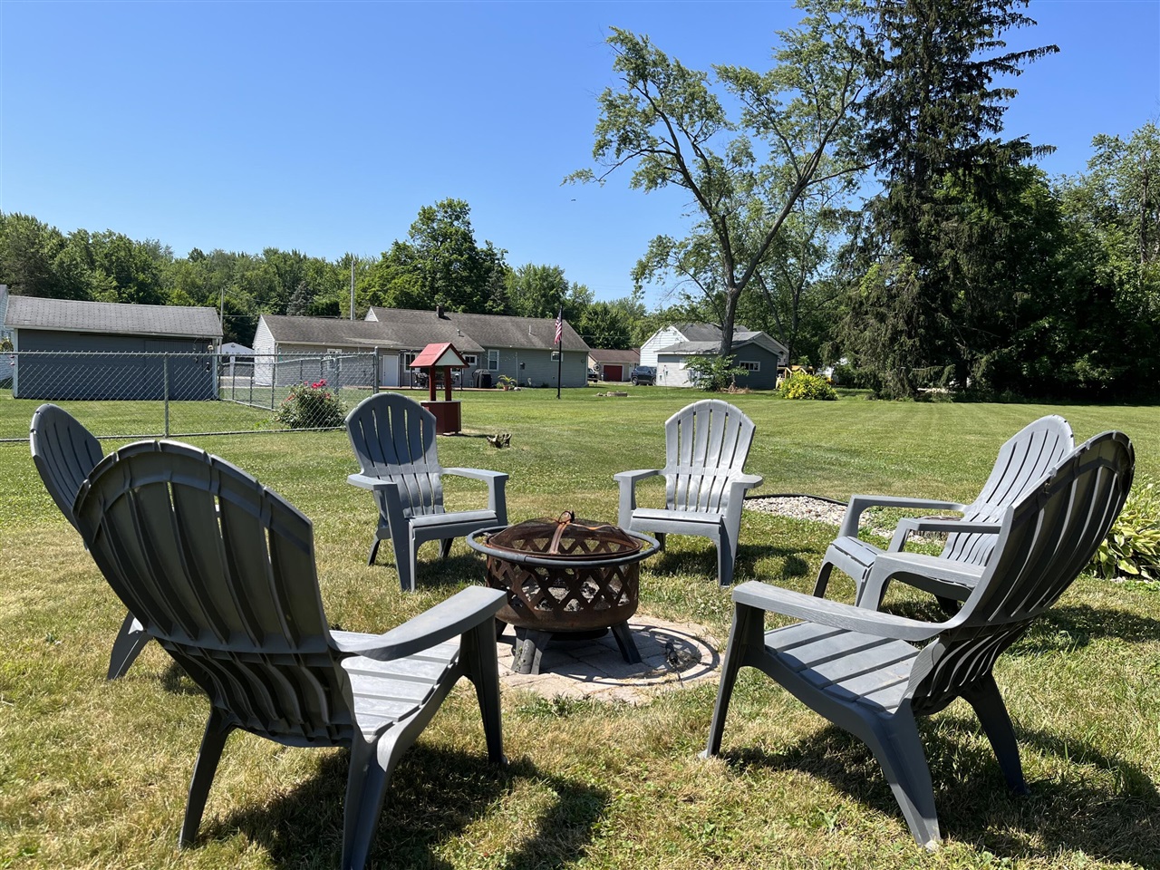 Homes for sale in Watervliet, MI | 4940 Pottawatamie Dr, Watervliet, MI 49098 | MLS# 70489324