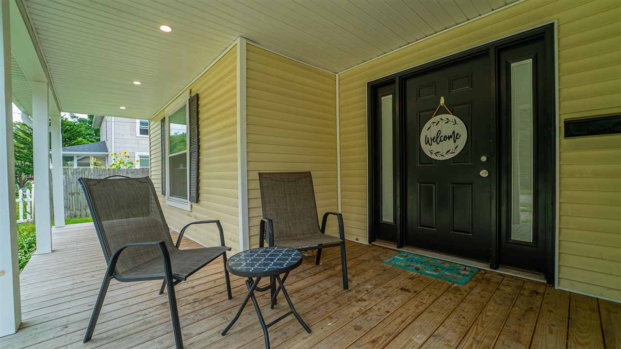 Homes for sale in Dowagiac, MI | 208 E Prairie Ronde St, Dowagiac, MI 49047 | MLS# 70489437