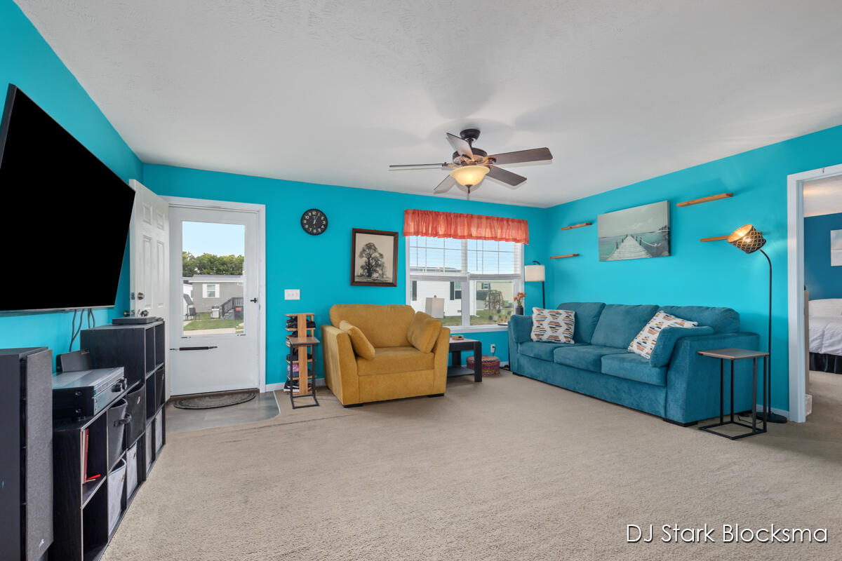 Homes for sale in Caledonia, MI | 5492 Prancer Dr, Caledonia, MI 49316 | MLS# 70489566