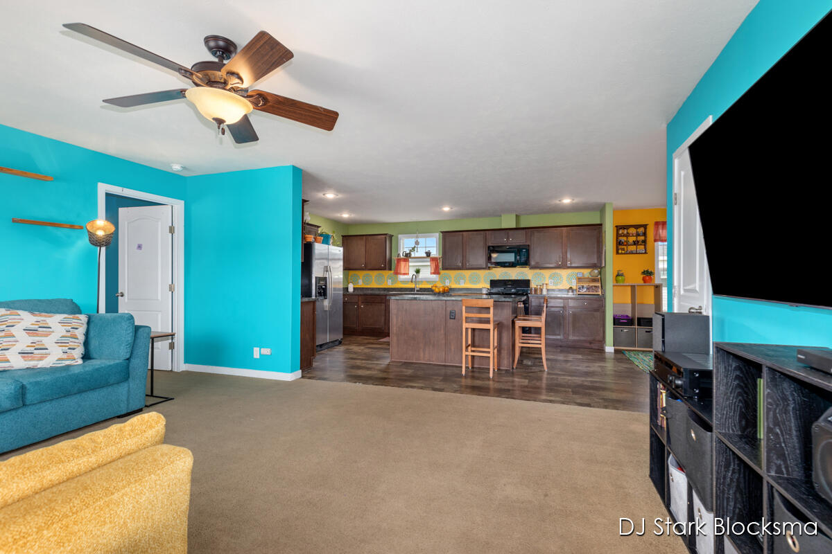 Homes for sale in Caledonia, MI | 5492 Prancer Dr, Caledonia, MI 49316 | MLS# 70489566