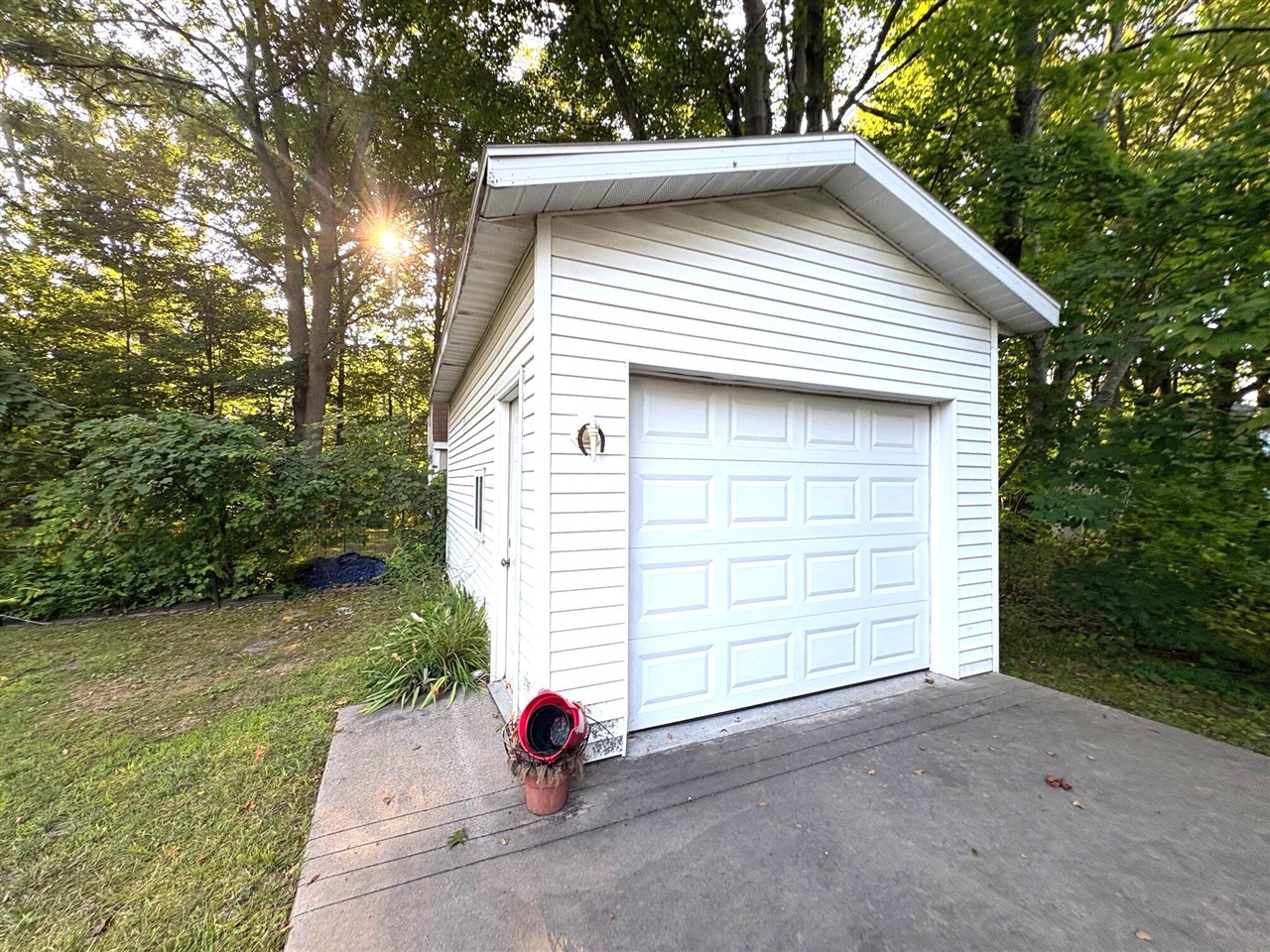 Homes for sale in South Haven, MI | 264 Hubbard St, South Haven, MI 49090 | MLS# 70489571