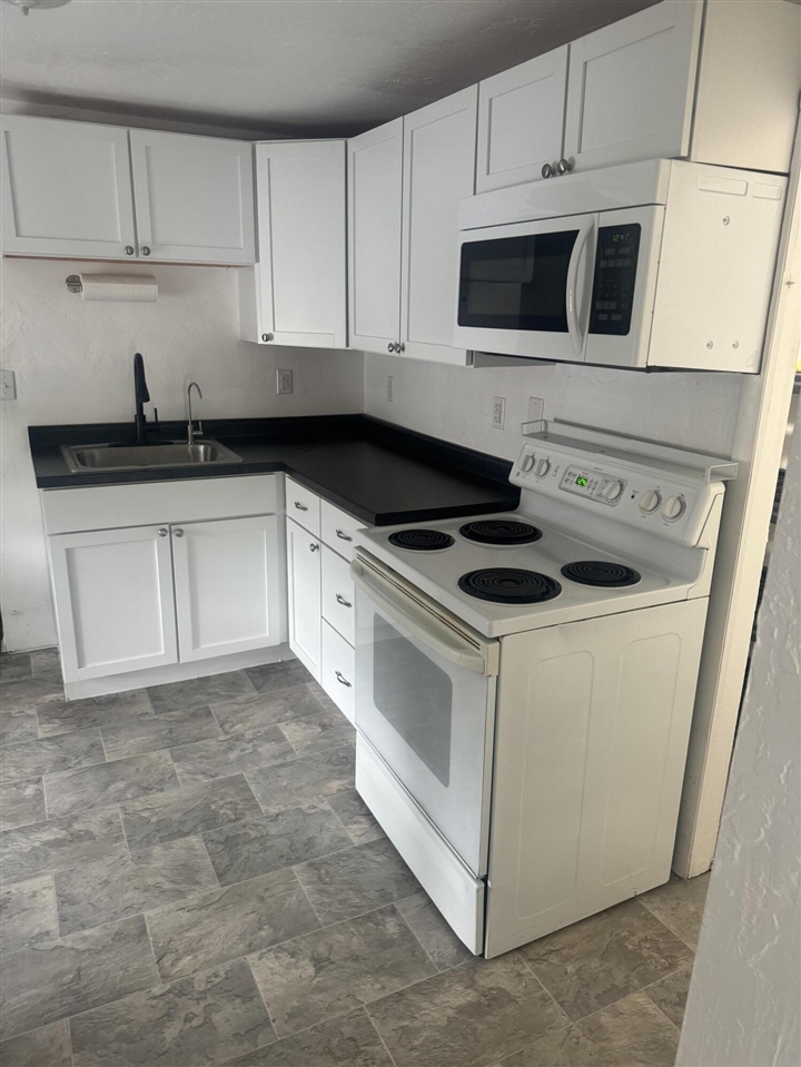 Homes for sale in Brooklyn, MI | 113 Julian St, Brooklyn, MI 49230 | MLS# 70489596