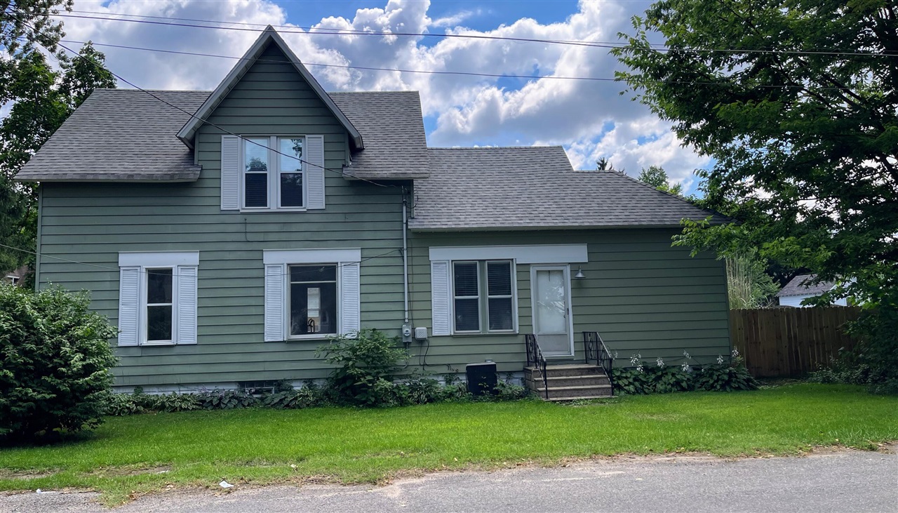 Homes for sale in Watervliet, MI | 214 Sutherland Ave, Watervliet, MI 49098 | MLS# 70489729