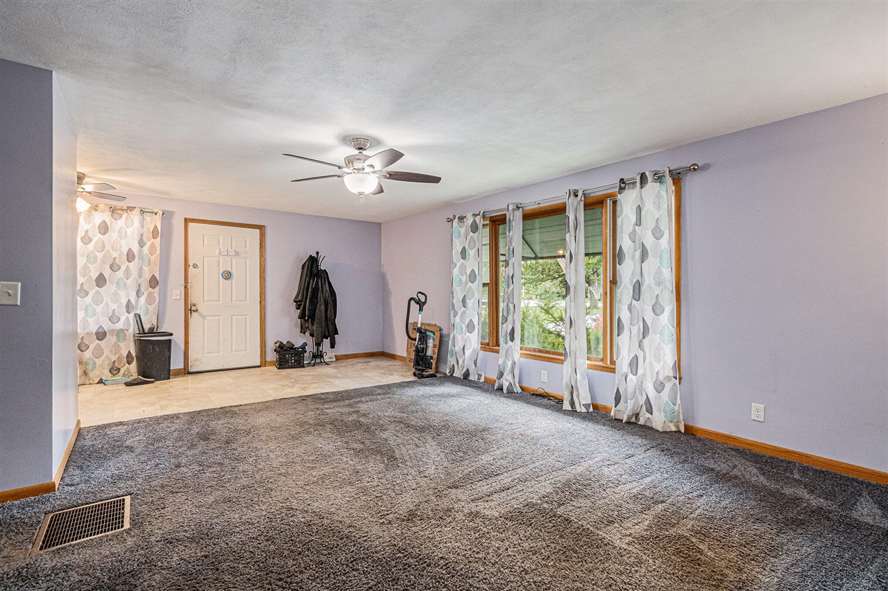 Homes for sale in Dowagiac, MI | 29460 M-62, Dowagiac, MI 49047 | MLS# 70489742