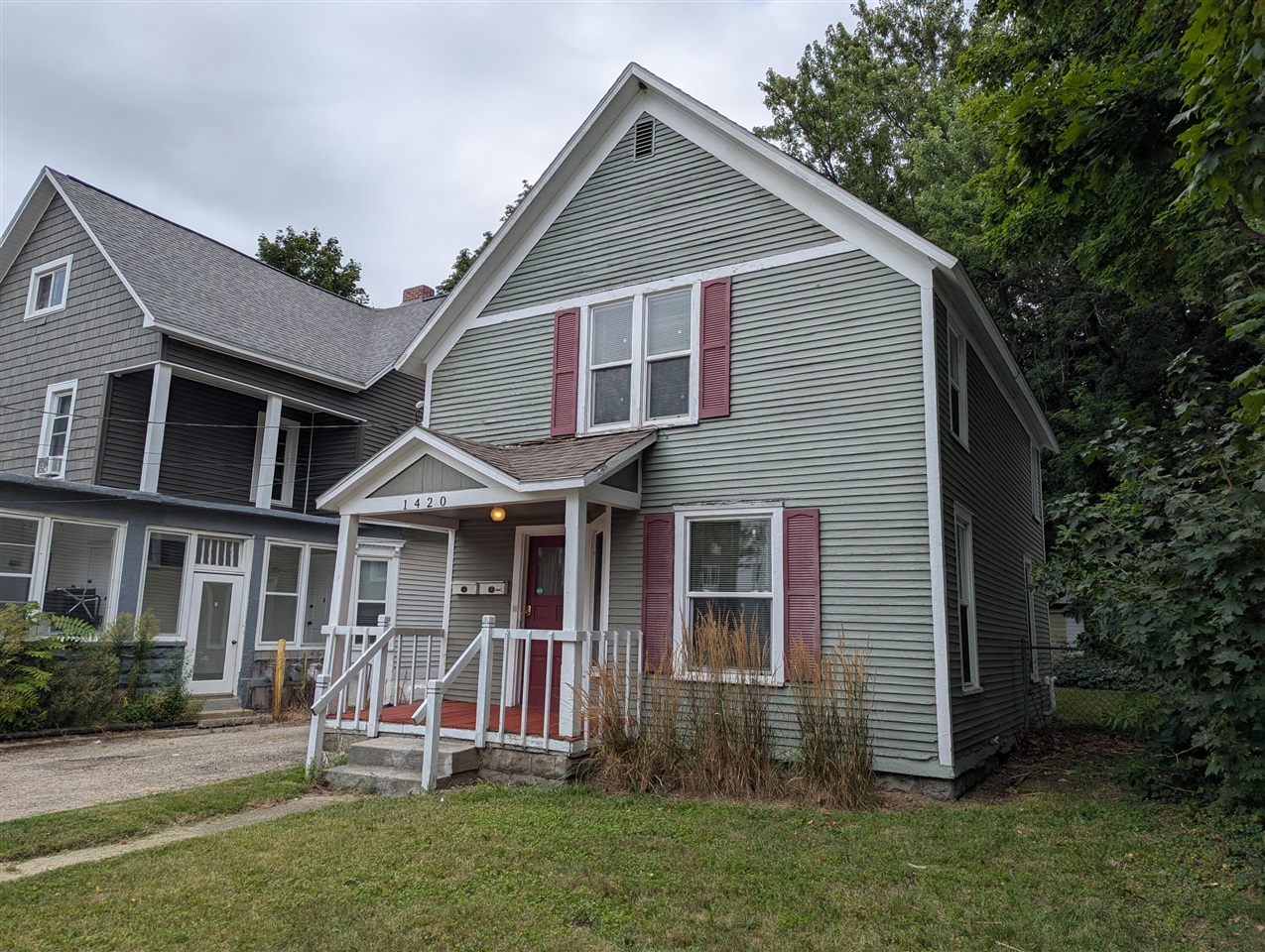 Homes for sale in Grand Rapids, MI | 1420 Buffalo Ave, Grand Rapids, MI 49505 | MLS# 70489802