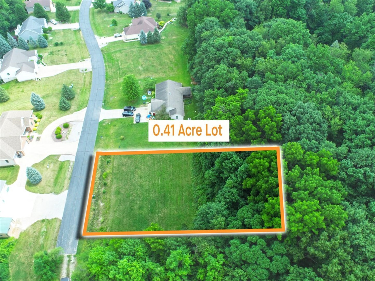 Homes for sale in Adrian, MI | 3079 Hillview Dr, Adrian, MI 49221 | MLS# 70489825