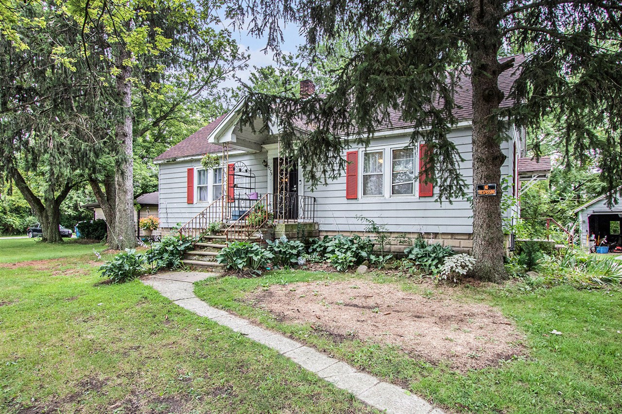 Homes for sale in Three Oaks, MI | 7079 Us-12, Three Oaks, MI 49128 | MLS# 70489832