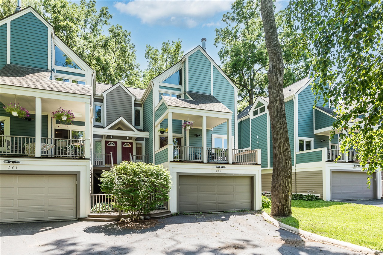 Homes for sale in Ann Arbor, MI | 285 Mulholland Ave, Ann Arbor, MI 48103 | MLS# 70489873