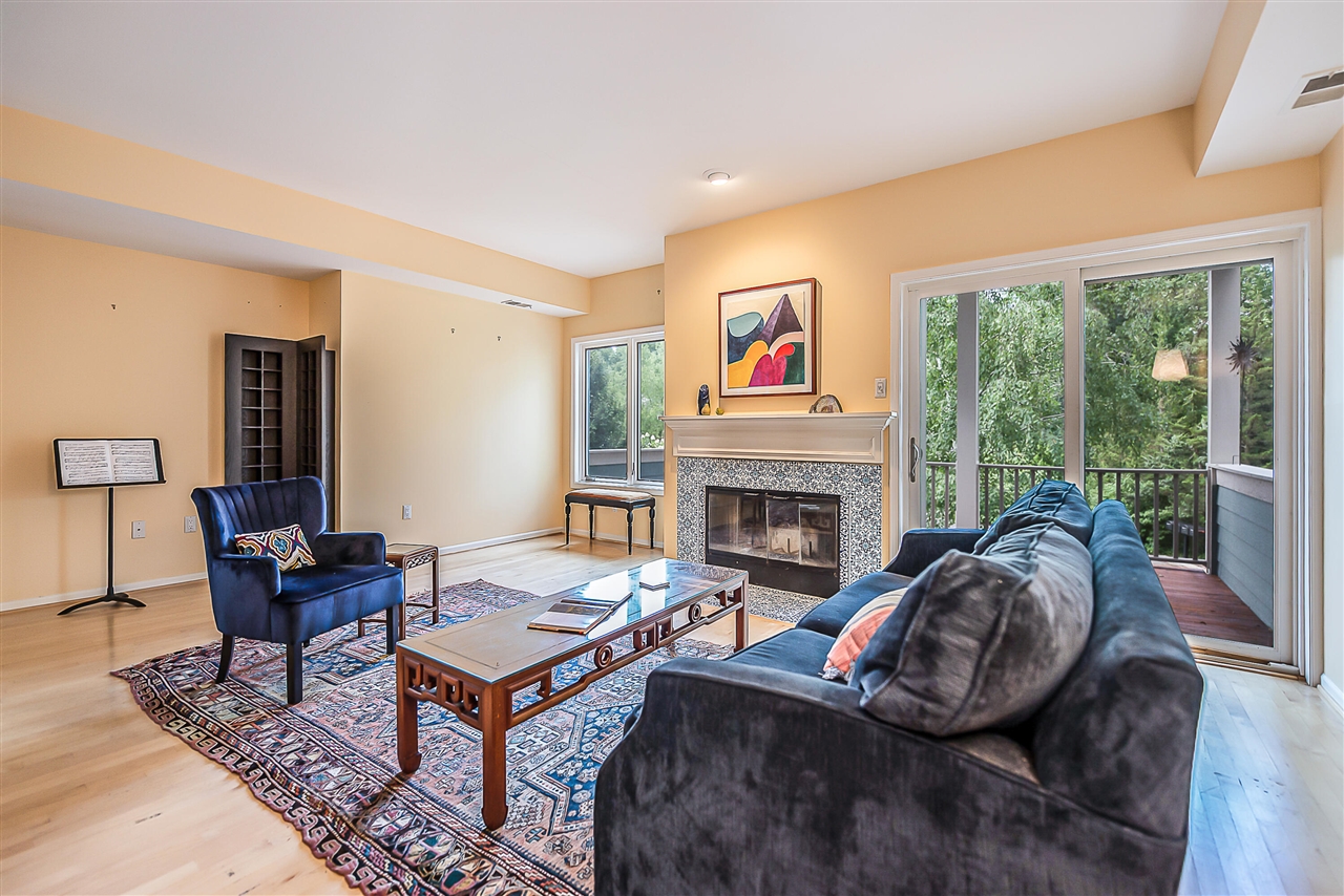 Homes for sale in Ann Arbor, MI | 285 Mulholland Ave, Ann Arbor, MI 48103 | MLS# 70489873