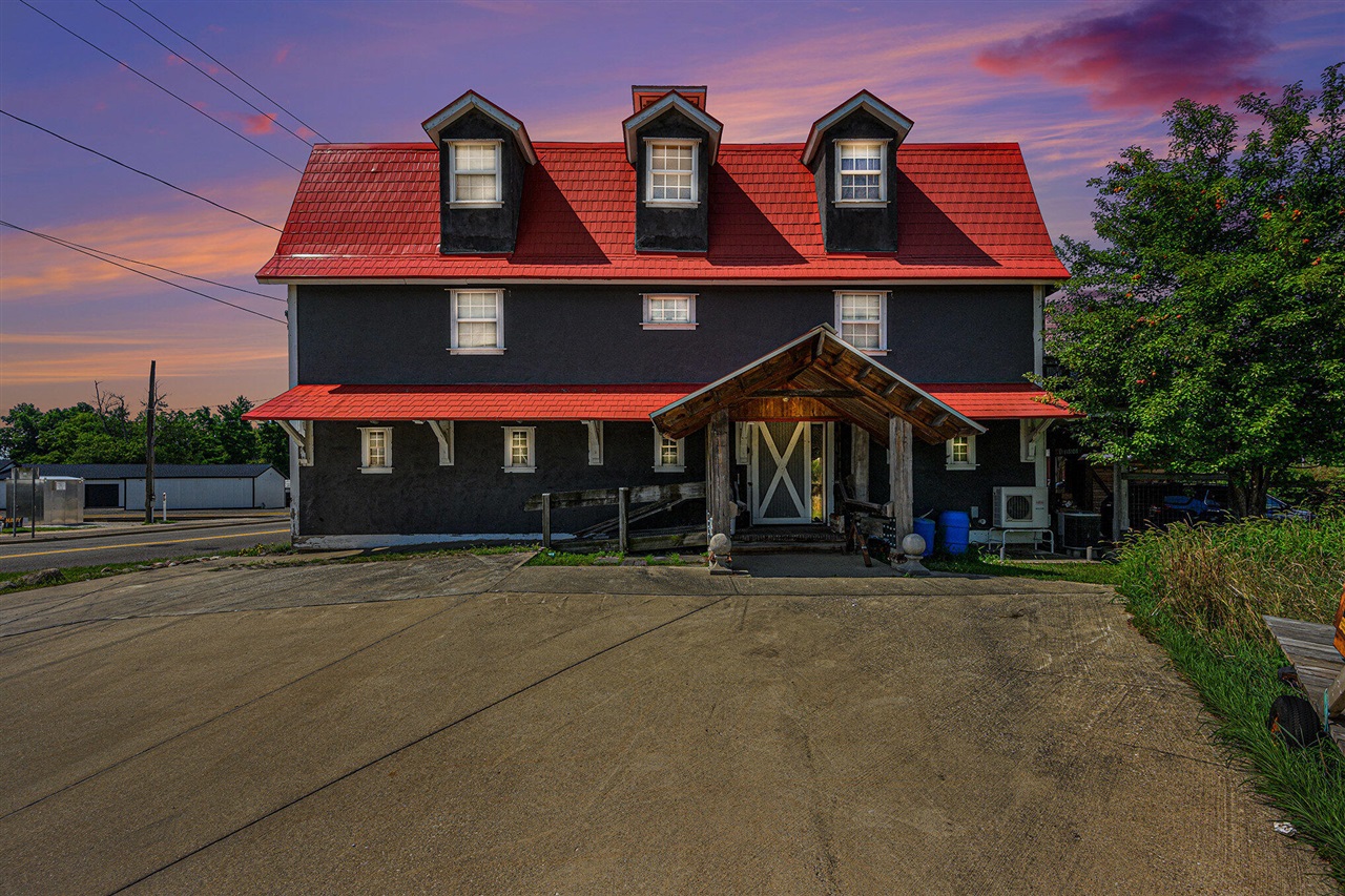 Homes for sale in Plainwell, MI | 721 E Bridge St, Plainwell, MI 49080 | MLS# 70489908