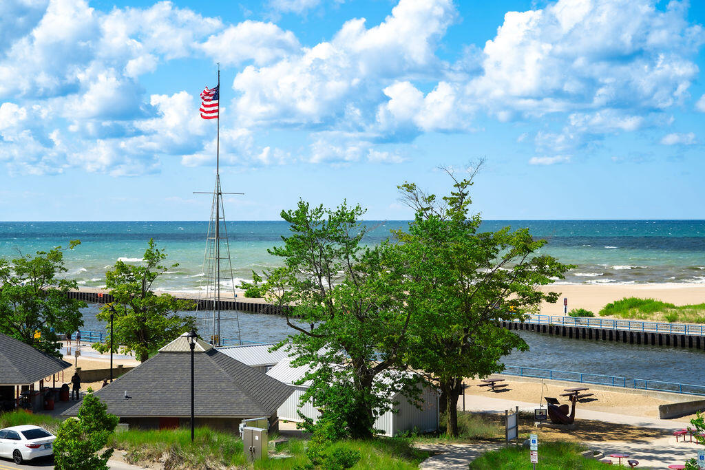 Homes for sale in South Haven, MI | 83 Michigan Ave, South Haven, MI 49090 | MLS# 70489990