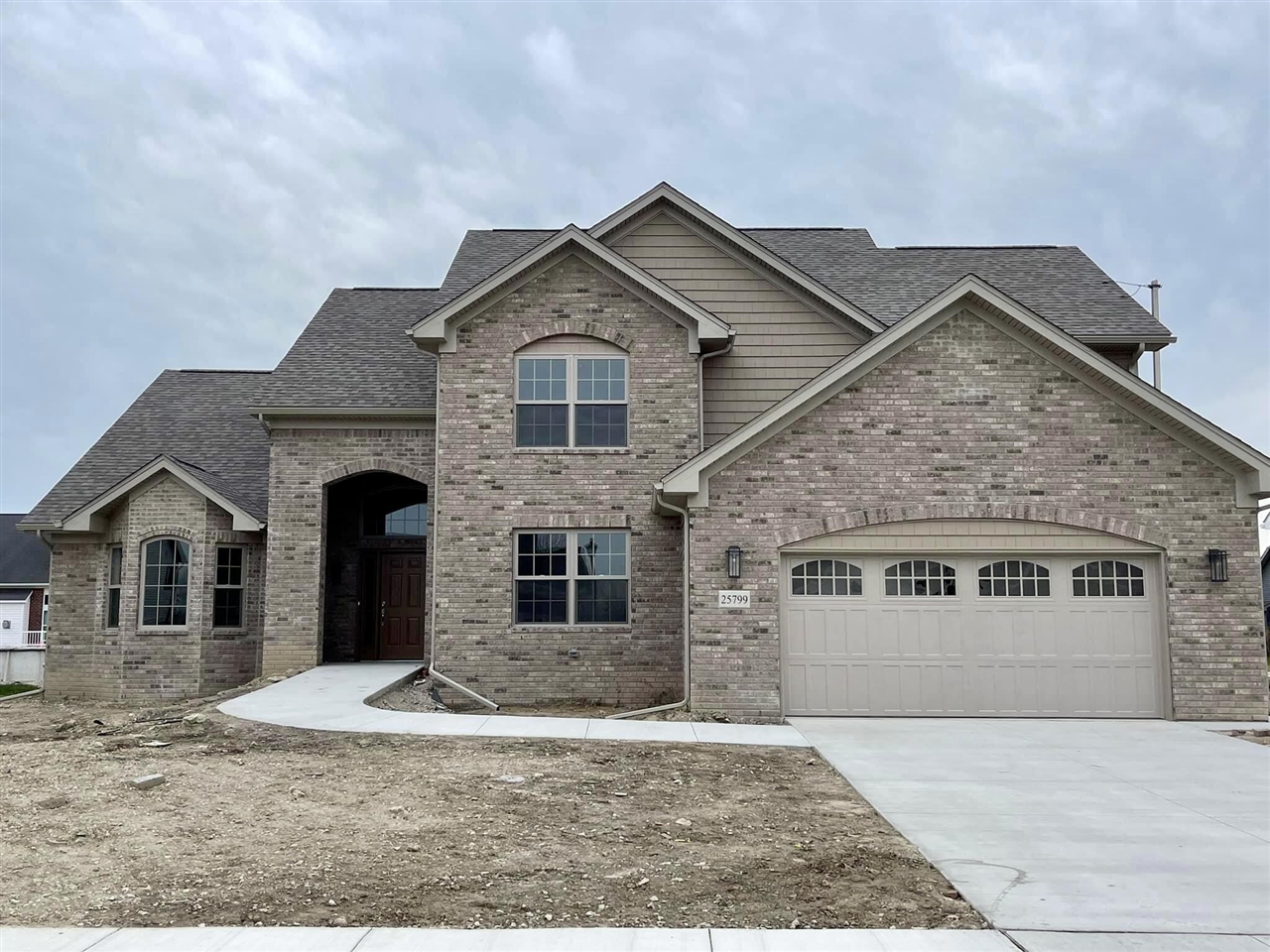 Homes for sale in Brownstown, MI | 20015 Fountain View Ln, Brownstown, MI 48183 | MLS# 70490453