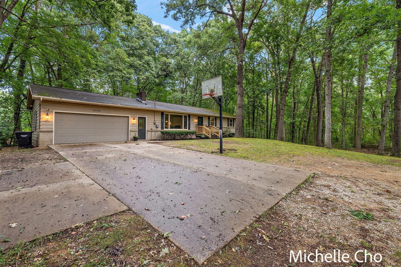 Homes for sale in Hamilton, MI | 4525 132nd Ave, Hamilton, MI 49419 | MLS# 70490507