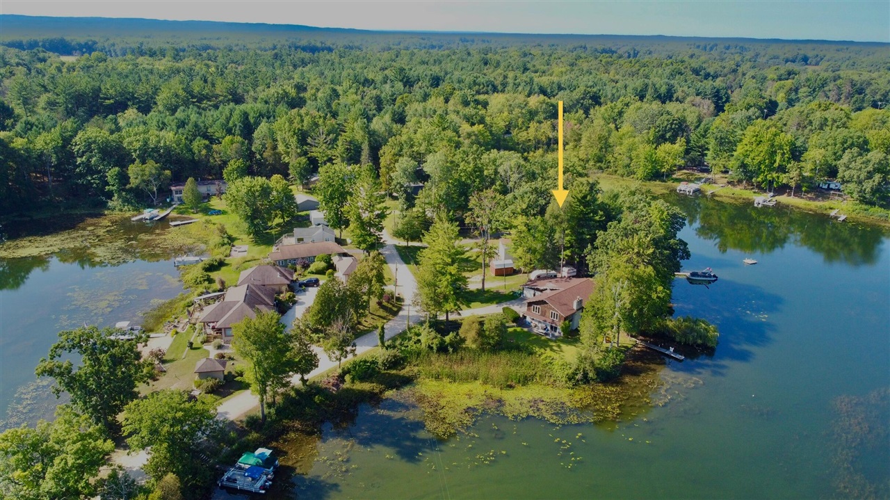 Homes for sale in Irons, MI | 5985 Bayshore Dr, Irons, MI 49644 | MLS# 70490613