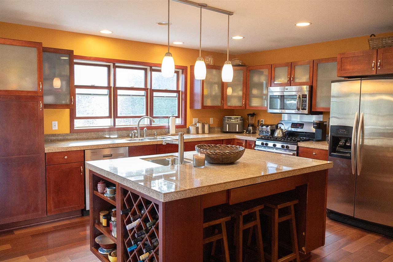 Homes for sale in New Buffalo, MI | 118 S Harrison St, New Buffalo, MI 49117 | MLS# 70490723