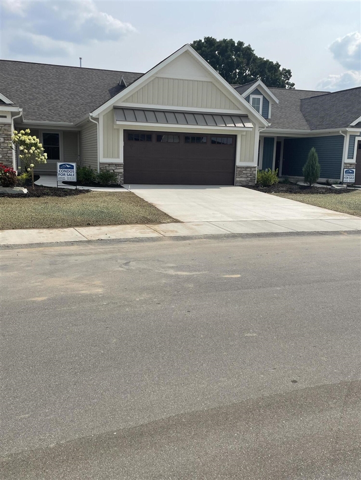 Homes for sale in Byron Center, MI | 1010 Bellview Meadow Dr #68, Byron Center, MI 49315 | MLS# 70490923