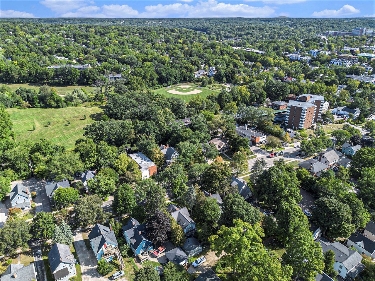 Homes for sale in Ann Arbor, MI | 220 S Seventh St, Ann Arbor, MI 48103 | MLS# 70490990