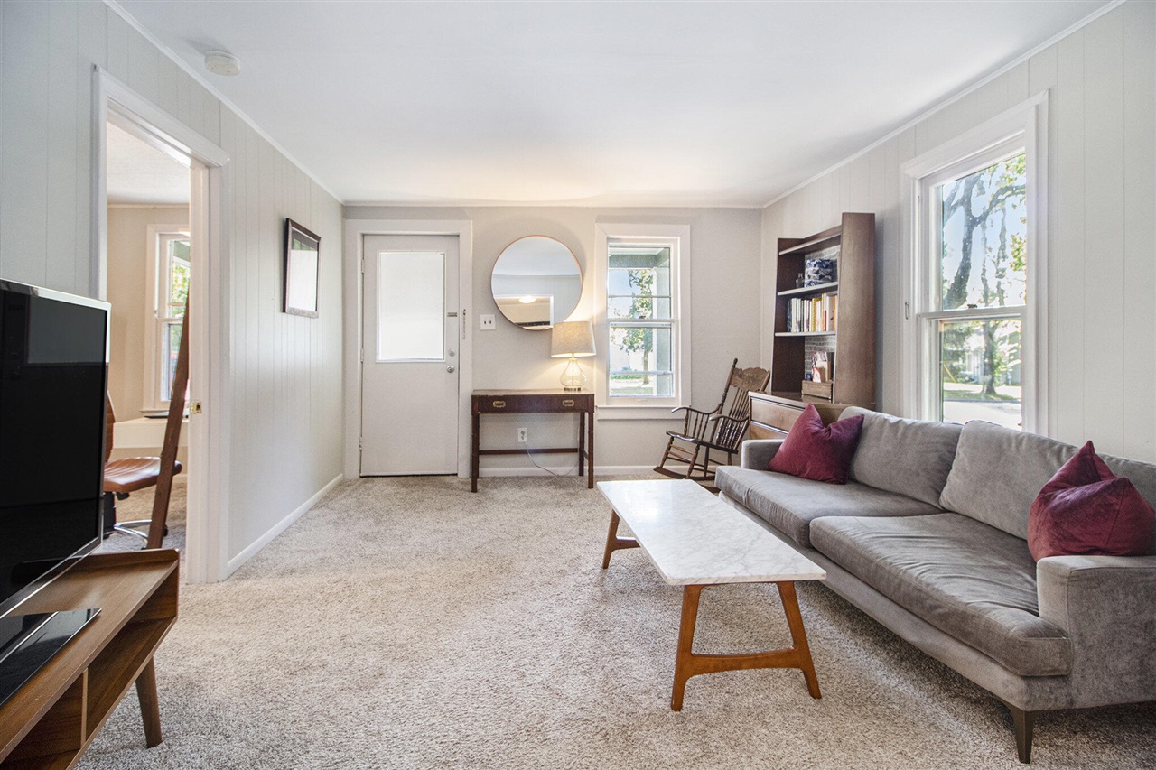 Homes for sale in Ann Arbor, MI | 220 S Seventh St, Ann Arbor, MI 48103 | MLS# 70490990