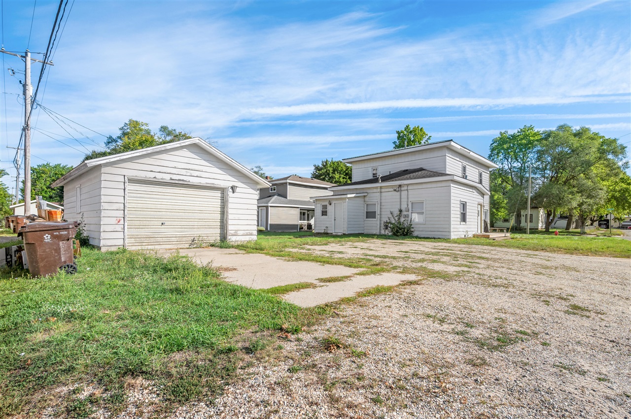 Homes for sale in Big Rapids, MI | 203 N 3Rd Ave, Big Rapids, MI 49307 | MLS# 70491030